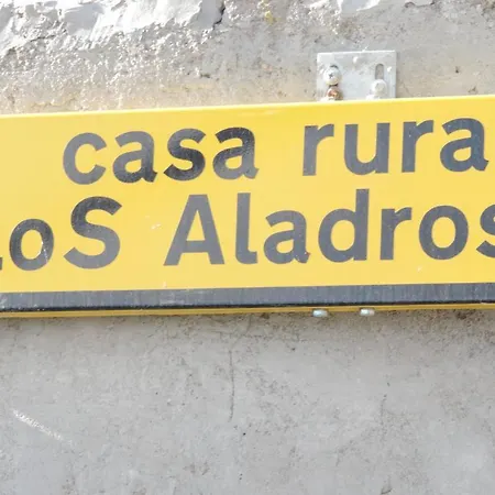 Los Aladros Holiday home *
