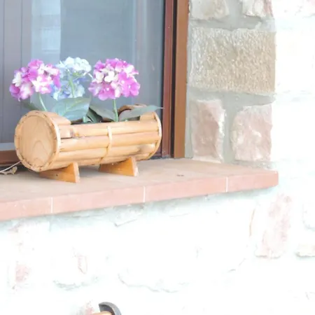 Los Aladros Holiday home La Puebla De Valverde